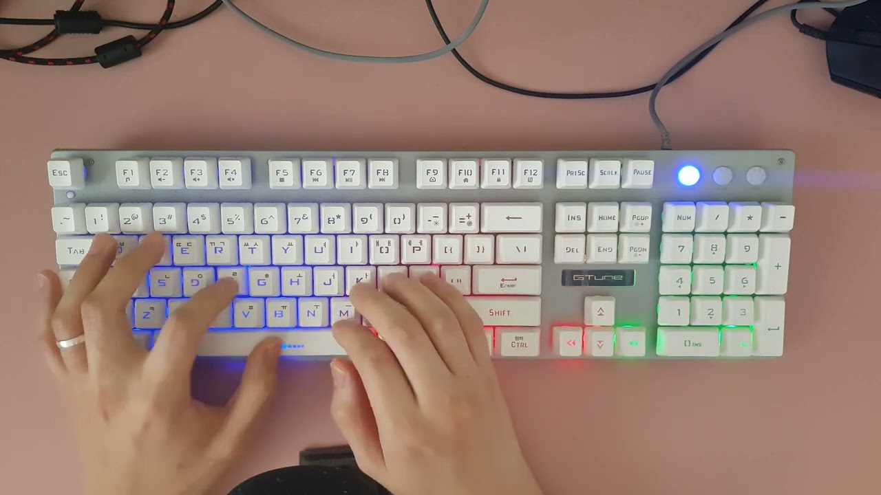 [Keyboard Sounds] HANSUNG MBF77 w/ Membrane Switch