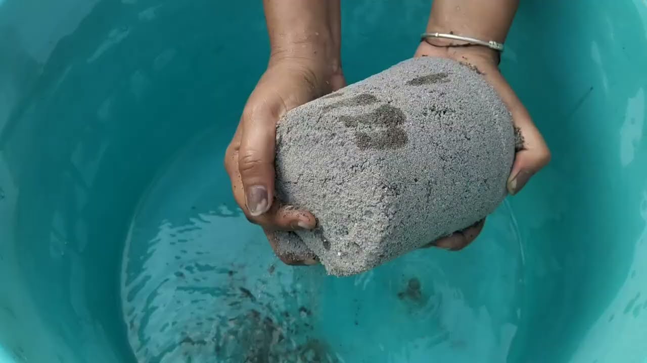 Gritty grainy sand cement crumbling in water 💦💦 SA ASMR