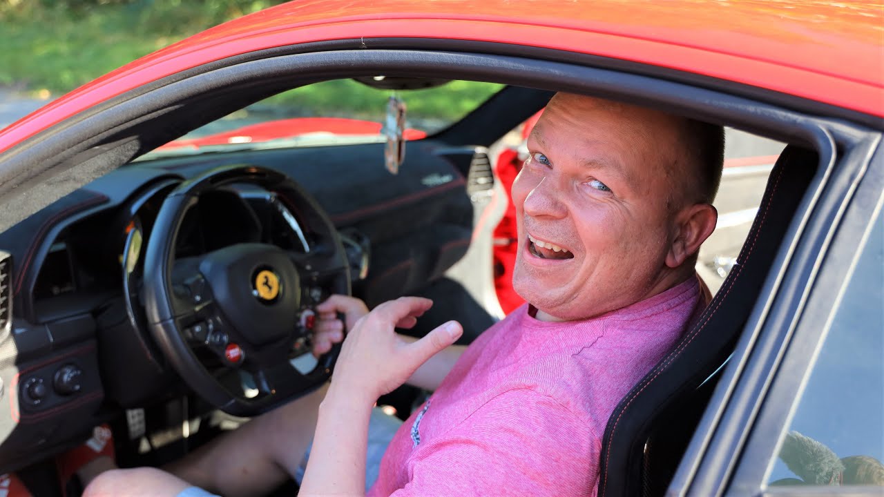 DAS ERSTE MAL FERRARI FAHREN !