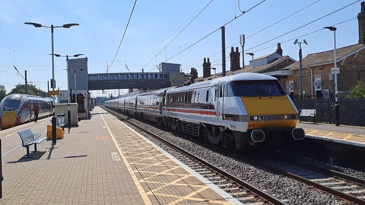 trains at Newark Northgate YouTube