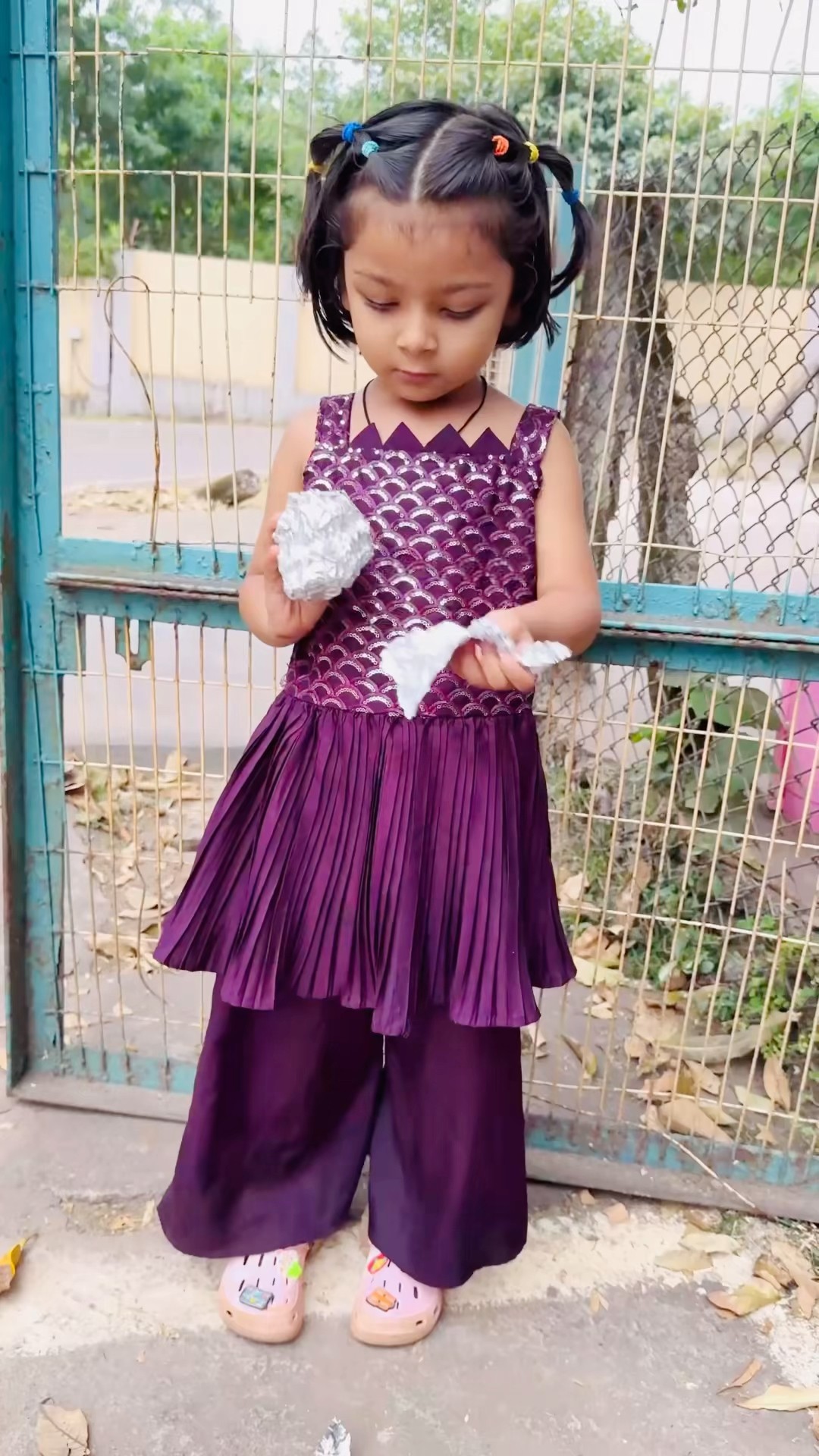 Tooktook ko kachre se sone ka har mila