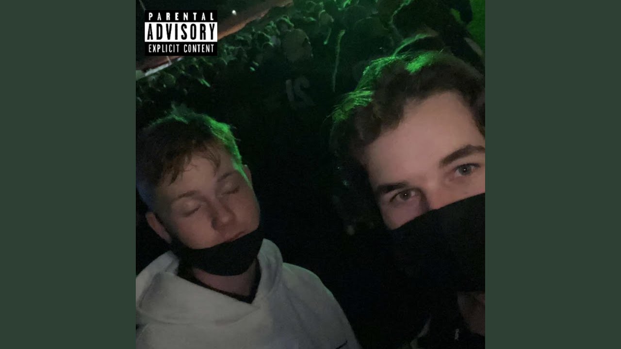 Feeling (No Bitches) (feat. Zengrane) auf YouTube ansehen Feeling (No Bitches) (feat. Zengrane) auf YouTube ansehen