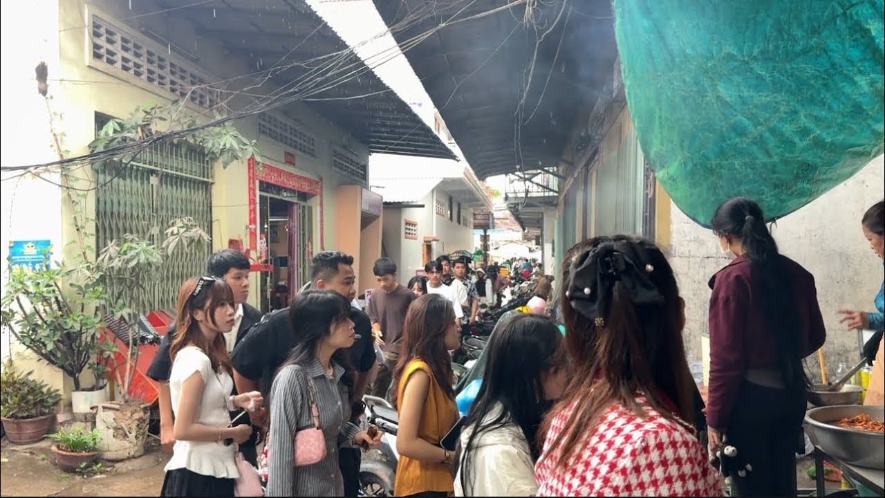 KAMPOT Most Popular Breakfast/ Cambodian Street Food