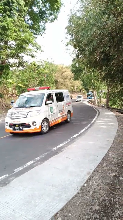 uwiw ambulance