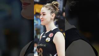 Zehra Gunes Is Dancing At Party