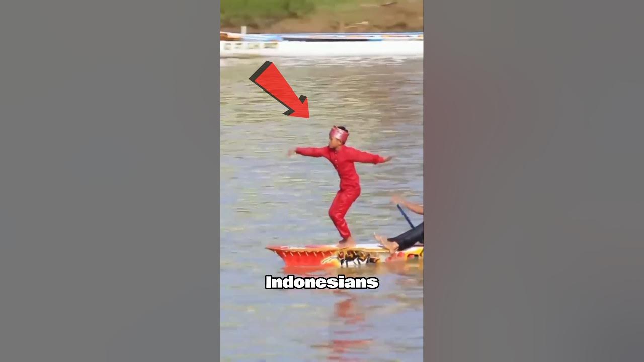 Indonesian boat race dance Indonesian boat race dance