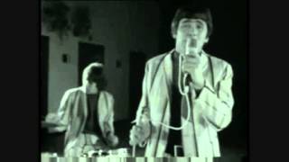 With a Girl Like You - The Troggs chords