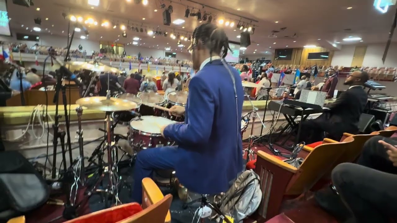 Mason Temple Band Pit At Holy Convocation  “25 Search Me Lord Groove🔥‼️🎹🎸🥁