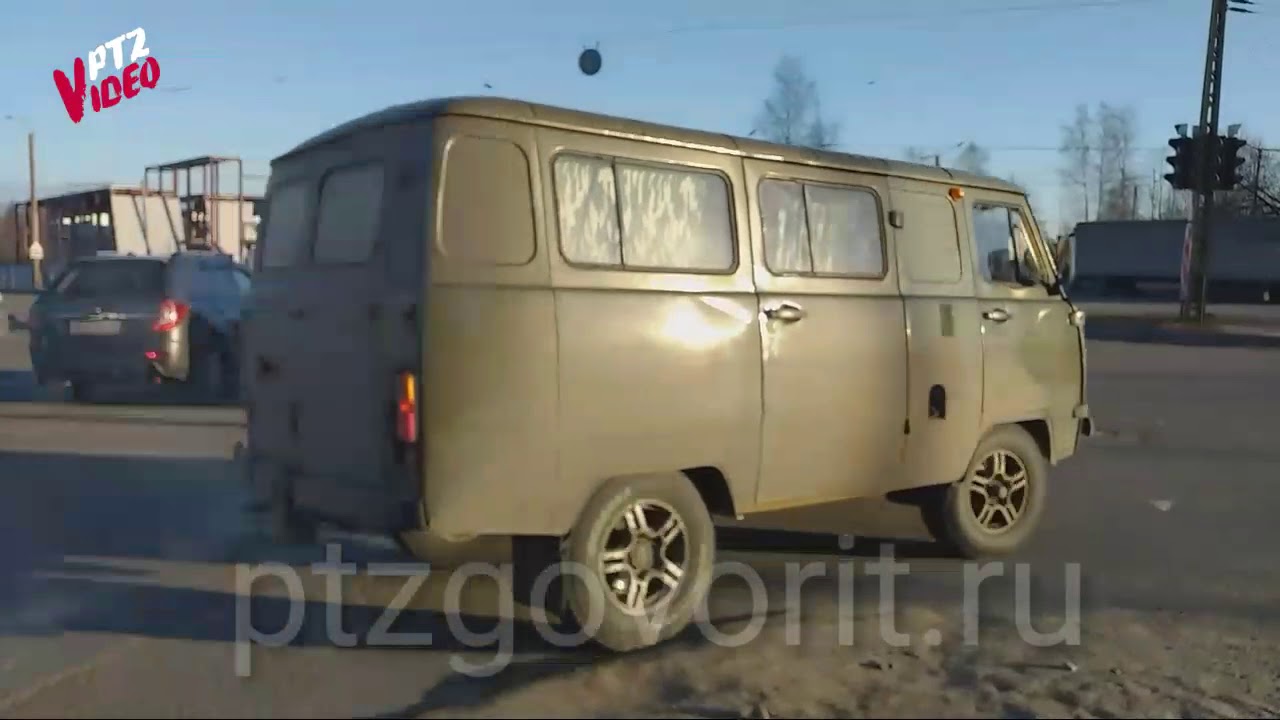 Машина перевернулась в челябинске Машина перевернулась в челябинске
