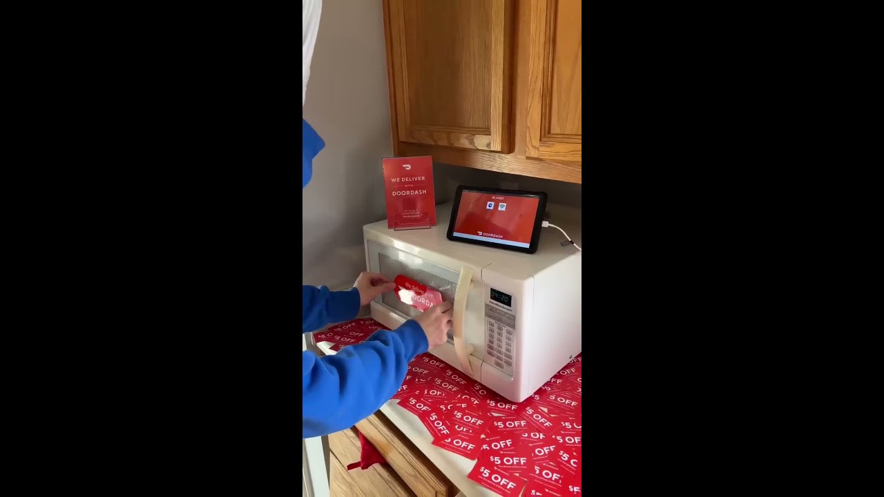 I Sold Frozen Pizzas on DoorDash