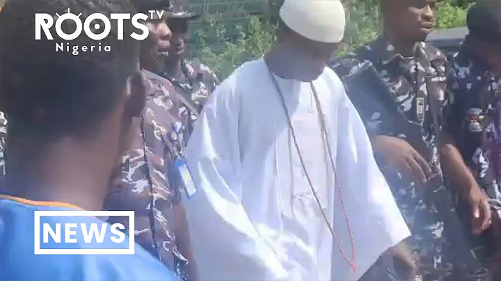 Tension in Ekiti as Epe Community Forces Monarch Out Over Alleged Curse