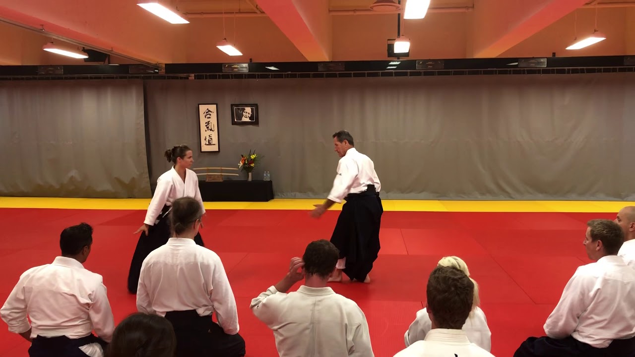 Katate Dori Ikkyo and Nikyo Ura by Christian Tissier Shihan