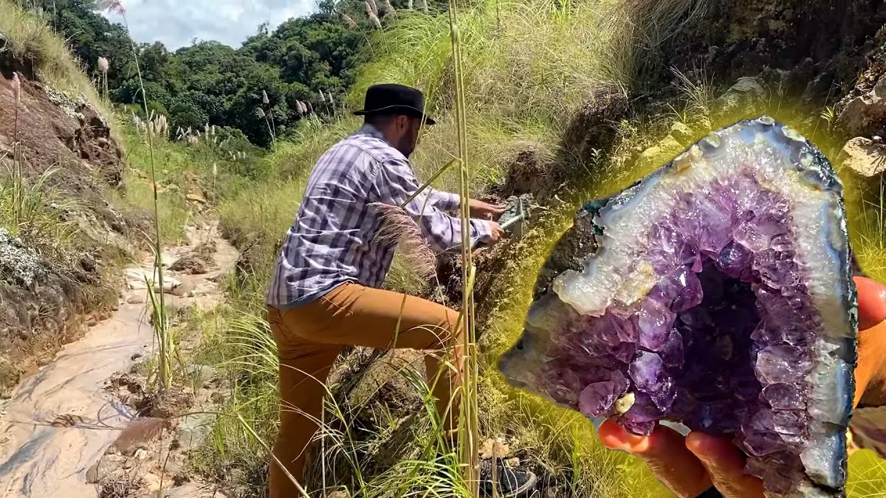 Procurando Pedras preciosas que valem uma fortuna em um garimpo de jazidas