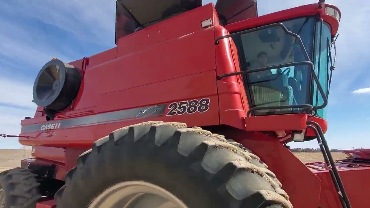 BigIron Auctions- Horinek Brothers Case IH 2588 Combine W/ Mud Hog 4wd- April 2023