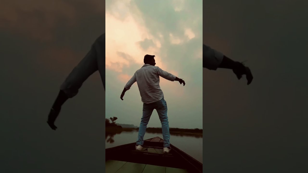 SRK Signature Pose From His Fan ❤️ All Time Favourite Shahrukh Khan 🥰 # shahrukh #king #srk - YouTube