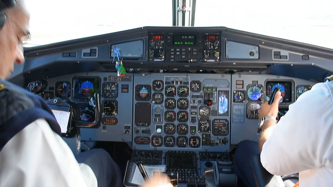 Despegue ATR 72 Canair (Binter) EC-JEV 