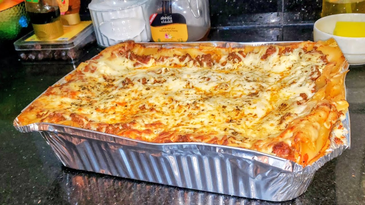 Easy Homemade Lasagna Recipe | Cheesy, Flavorful & Family-Approved 🍅🧀