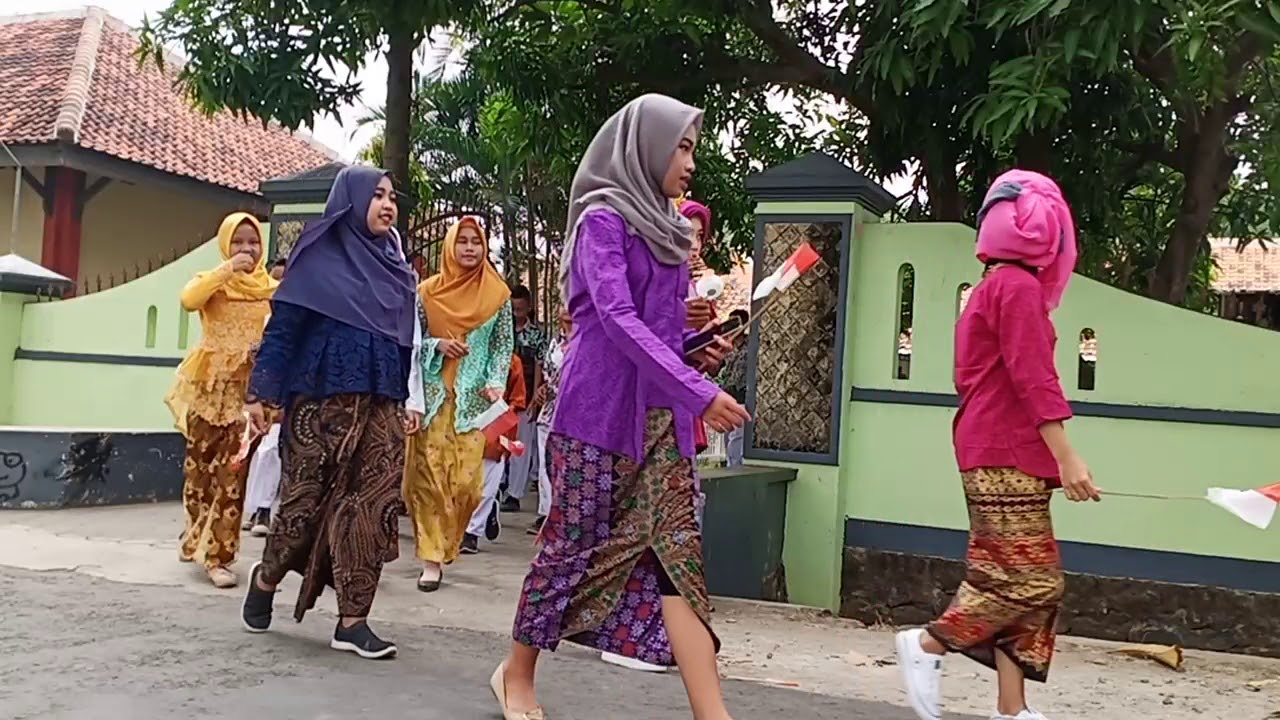 Pawai Ta'aruf SMP Negeri 5 Pekalongan