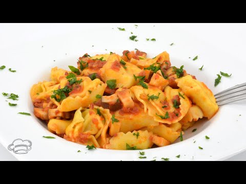 Tortellinis de queso con setas y salsa de tomate - Recetas de Javier Romero - tortelini