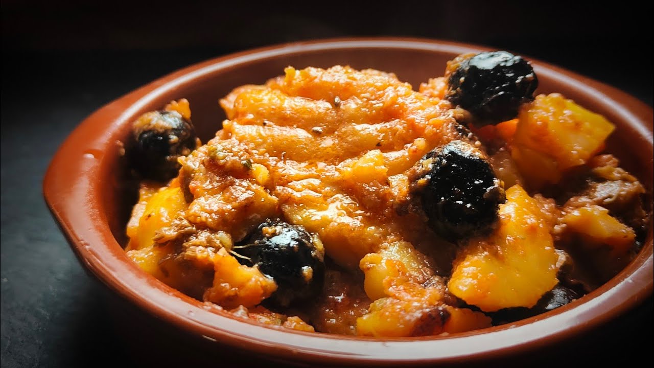 Baccalà con patate in umido cucinato in padella: ricetta calabrese della nonna