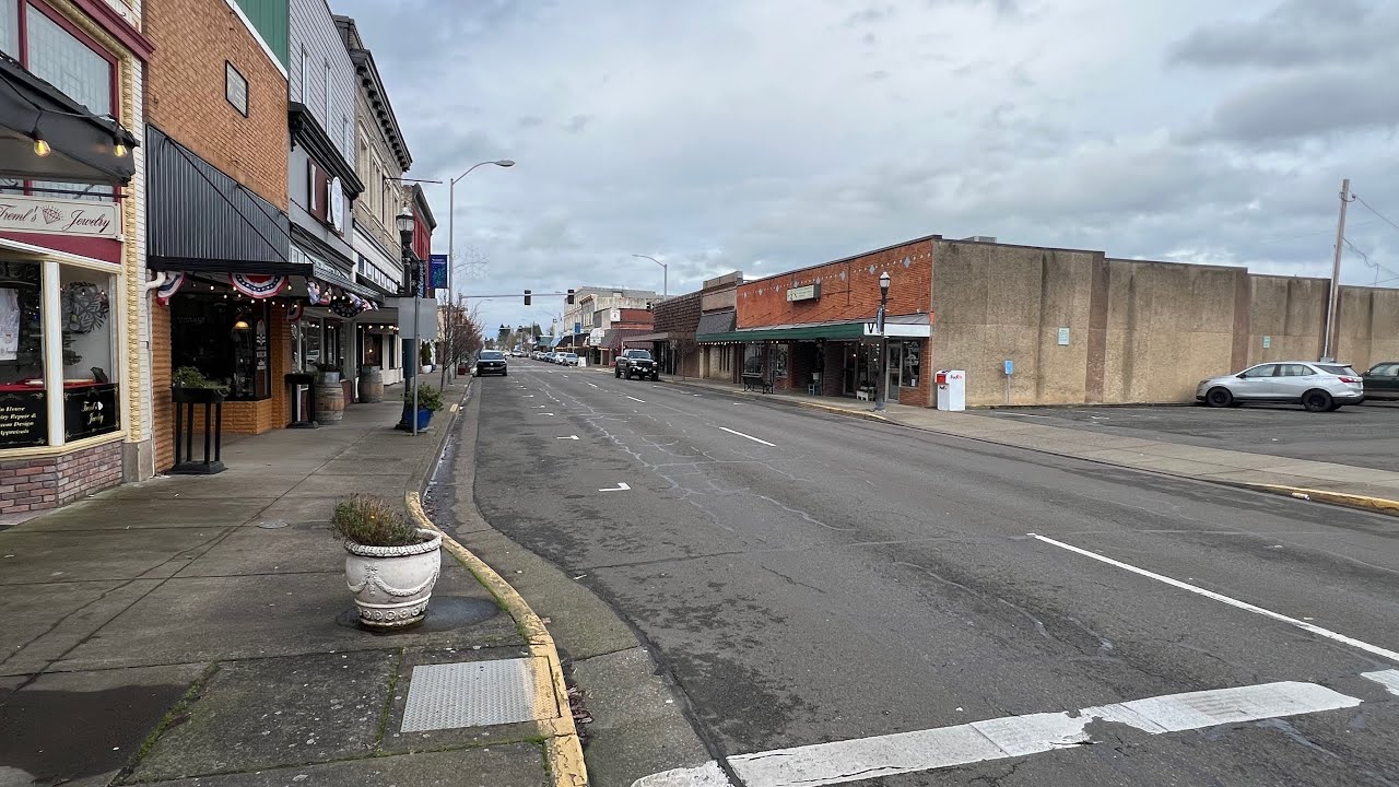 Exploring Lebanon Oregon on Foot | Real Small Town America
