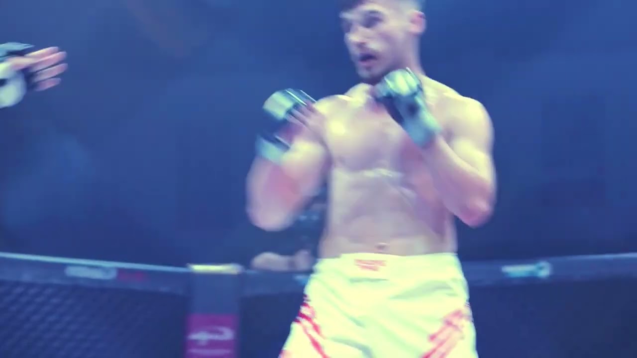 chute no saco  wrestling low blow nutshot