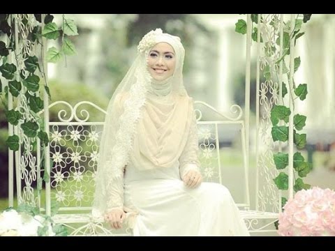 simple muslimah wedding dress