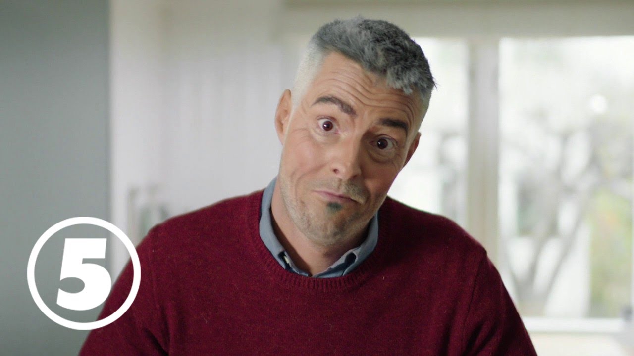 Ernst gräddar en Jungfru Maria-våffla