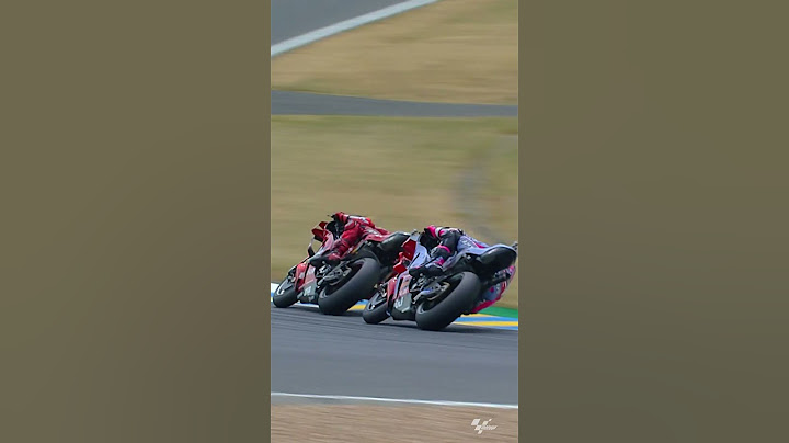 Bastianini vs Bagnaia last year in Le Mans! ⚔️