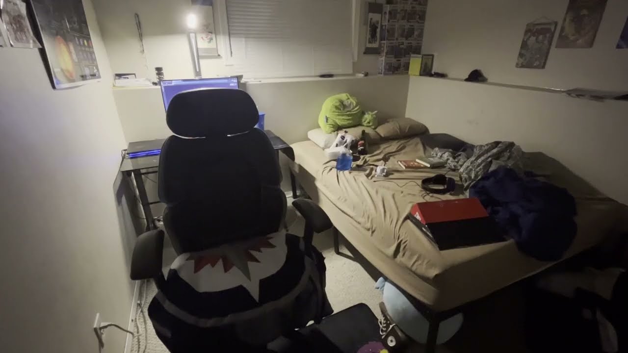 CLEANING MY CRUSTY ROOM/GAMING SETUP