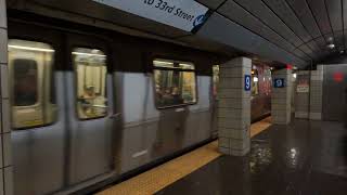 PATH PA-5 Yellow Line Train arriving at 9 St