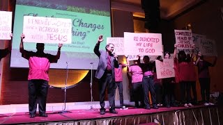 Cardboard Testimonies (2015)