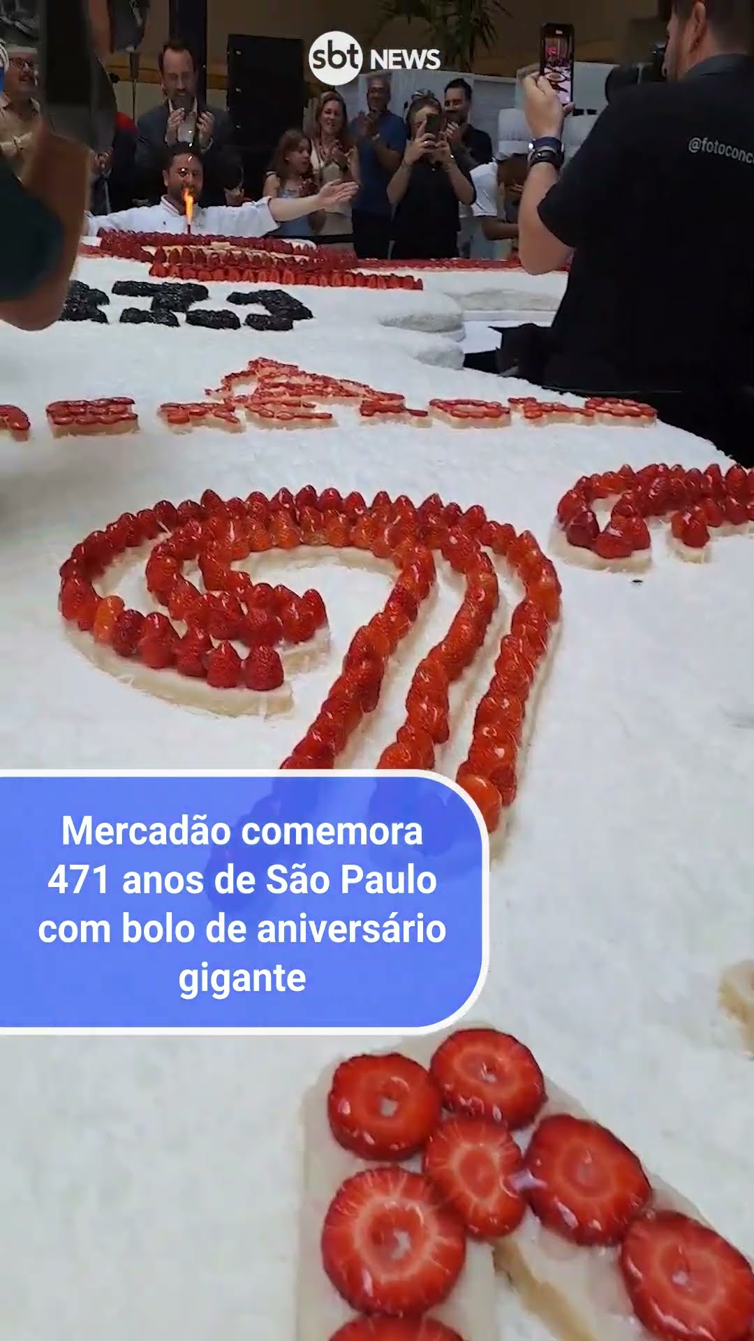 Mercadão comemora 471 de São Paulo com bolo gigante