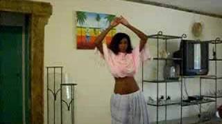 Morena Barbie A La Bellydance