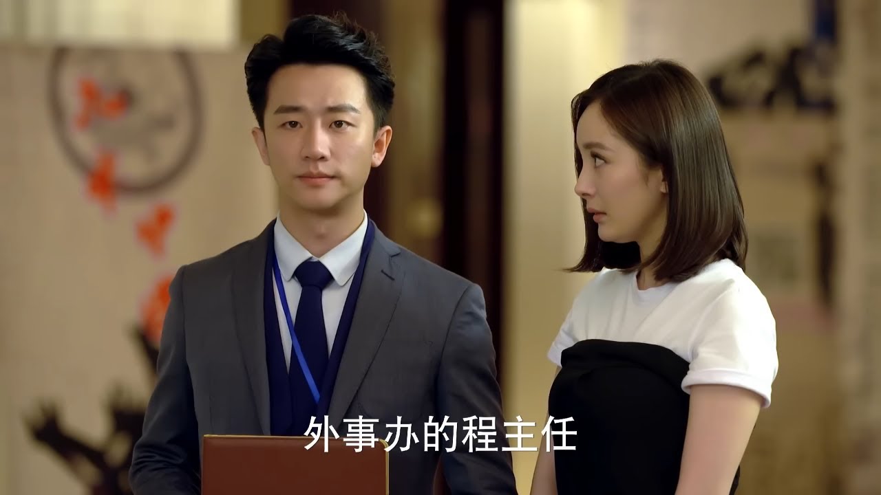 Когда у начальника возникают трудности, стажёр одним движением выходит из тупика.