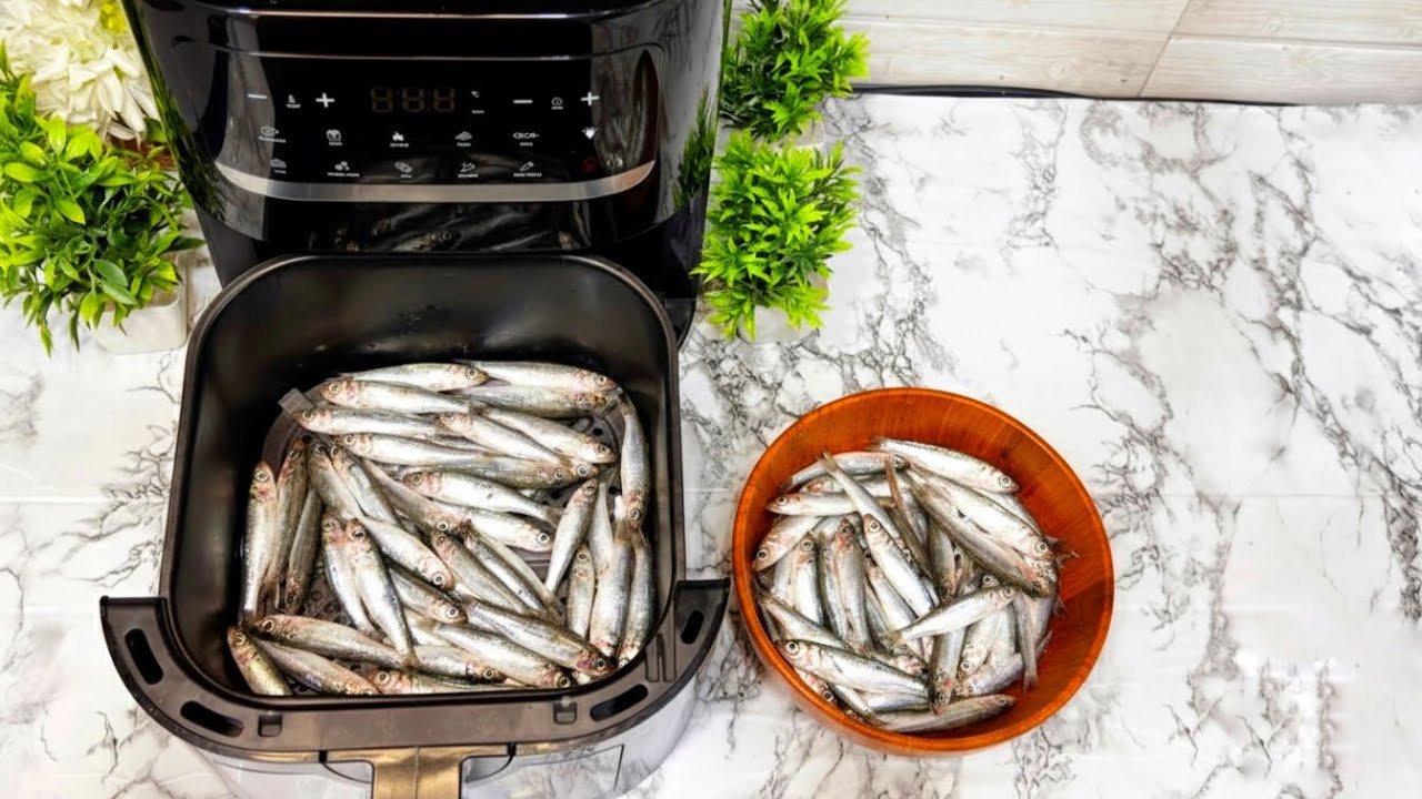Nattholy Fish Air Fryer Natholi Fish Fry | Crispy Anchovy Fry @RosarioCooking - YouTube