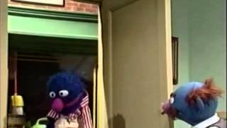 Sesame Street - Mr Johnson Orders From Speedy Pizza