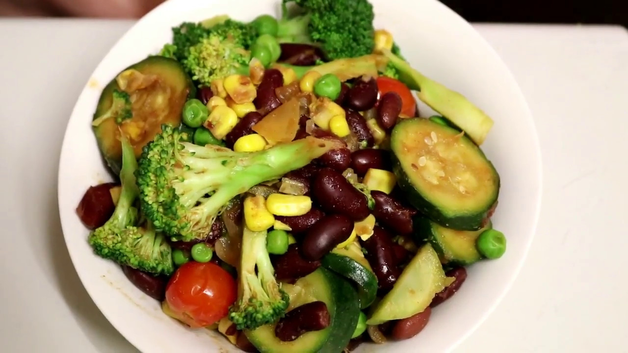 What a morbidly obese VEGAN eats in a day 100 5 YouTube