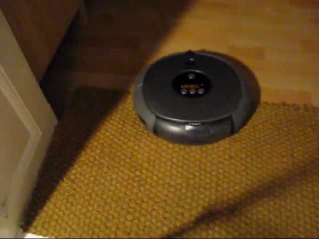 Gadget Review Samsung Navibot Sr45 Cleaning Robot Youtube