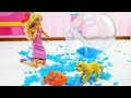 Kukla oyunu. Barbie balık aldı! Çocuk videosu