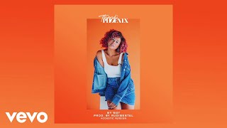 Thandi Phoenix - My Way (Acoustic)