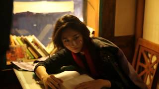 Korea, Seoul - Editorial FASHION hanbok shoot for FASHION MAGAZINE in Korean Traditional Restaurant screenshot 4