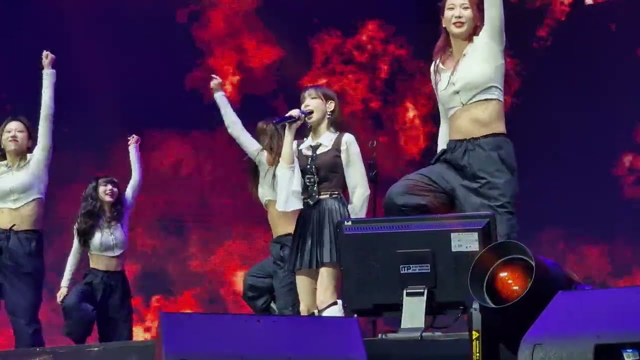 TAEYEON 태연 - 'Spark' Live (MIK Festival Paris 2023)