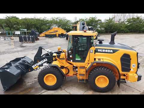 Video Kolové kloubové nakladače Hyundai HL940A