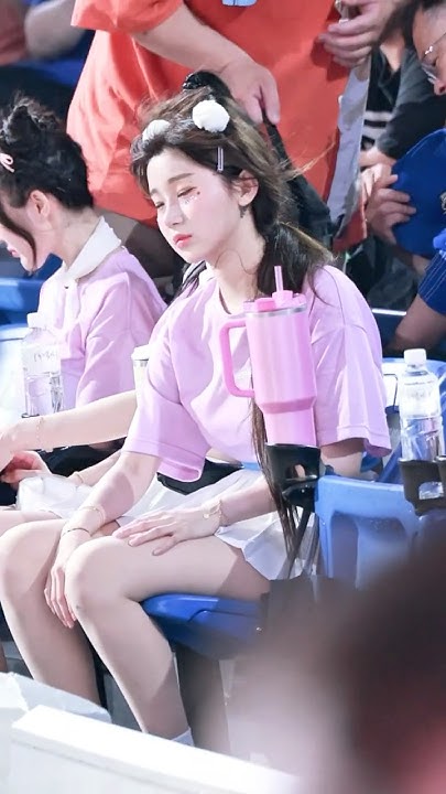 [問卦] 前面整身汗味隨風飄過來 怎沒人閃？