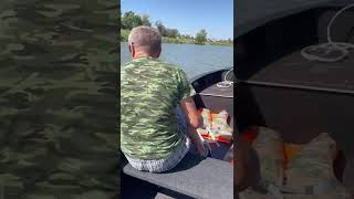 Казанка из Пнд под мотором 9.9лс идет в двоих 50 км