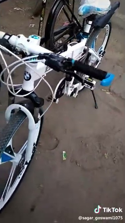 The BMW CYCLE
