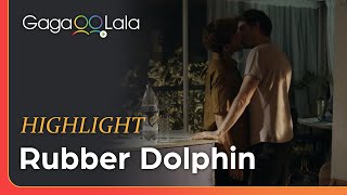 2 men in 1 bedroom getting barely any sleep, guess what they were doing in 'Rubber Dolphin'?🤔