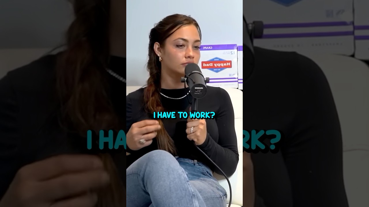 Стейни критикует достижения Селины Смит! 