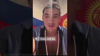 Дмитрий Бивол с флагом Кыргызстана 🇰🇬🇰🇬❤️